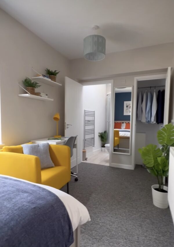 Alterations to existing dwelling house to create 6 bedroom HMO in Mill Lane, Sawston